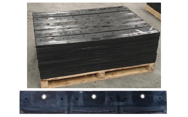 Carbide rubber snow shovel